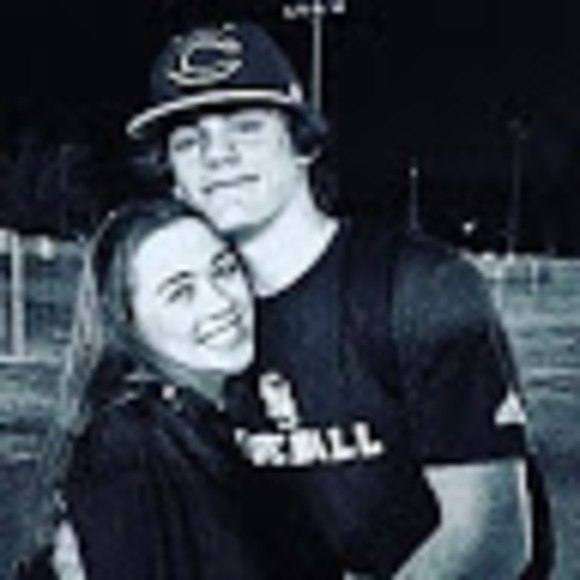 Meet your Posher, Savannah - Picture 1 of 1